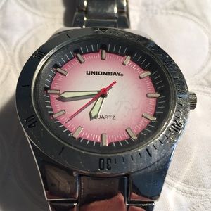 AWESOME UNION BAY CHRONOGRAPH WATCH. NIICE PRICE.